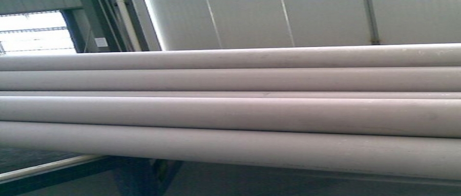 Application of stainless steel light pipes in the petrochemical industry.